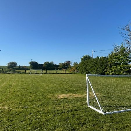 Trenewydd Farm Holiday Cottages Cardigan Buitenkant foto