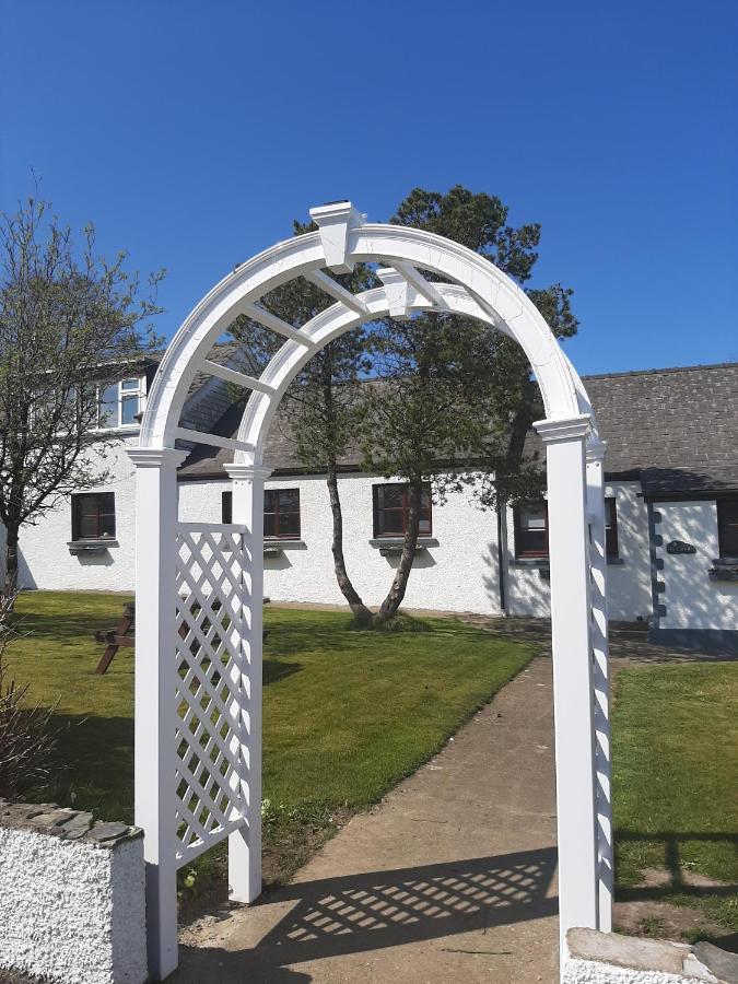 Trenewydd Farm Holiday Cottages Cardigan Buitenkant foto