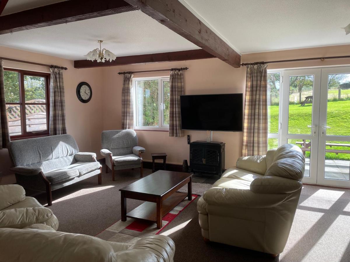Trenewydd Farm Holiday Cottages Cardigan Buitenkant foto