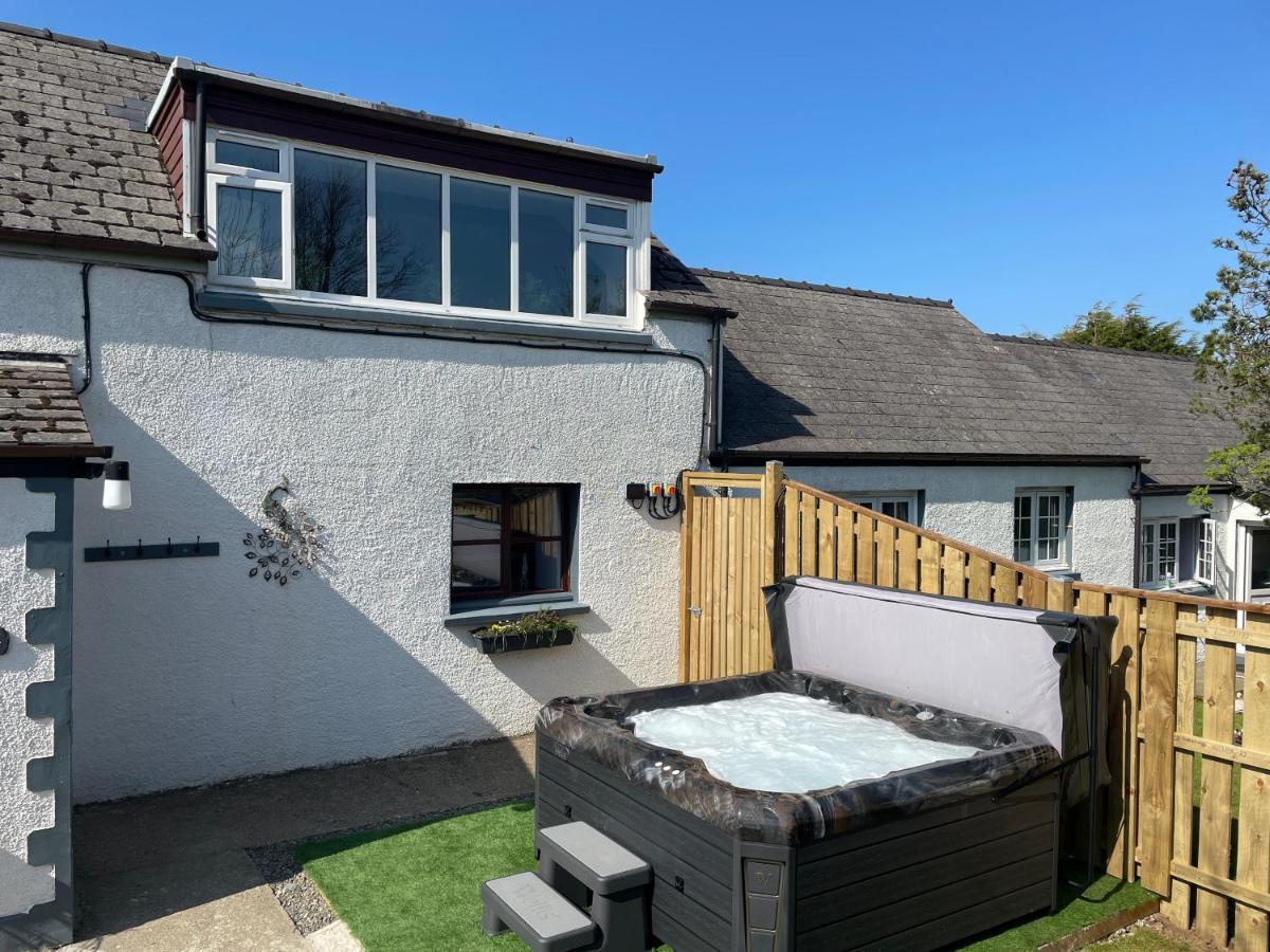Trenewydd Farm Holiday Cottages Cardigan Buitenkant foto