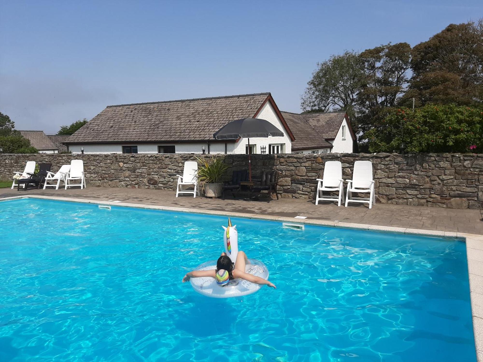 Trenewydd Farm Holiday Cottages Cardigan Buitenkant foto