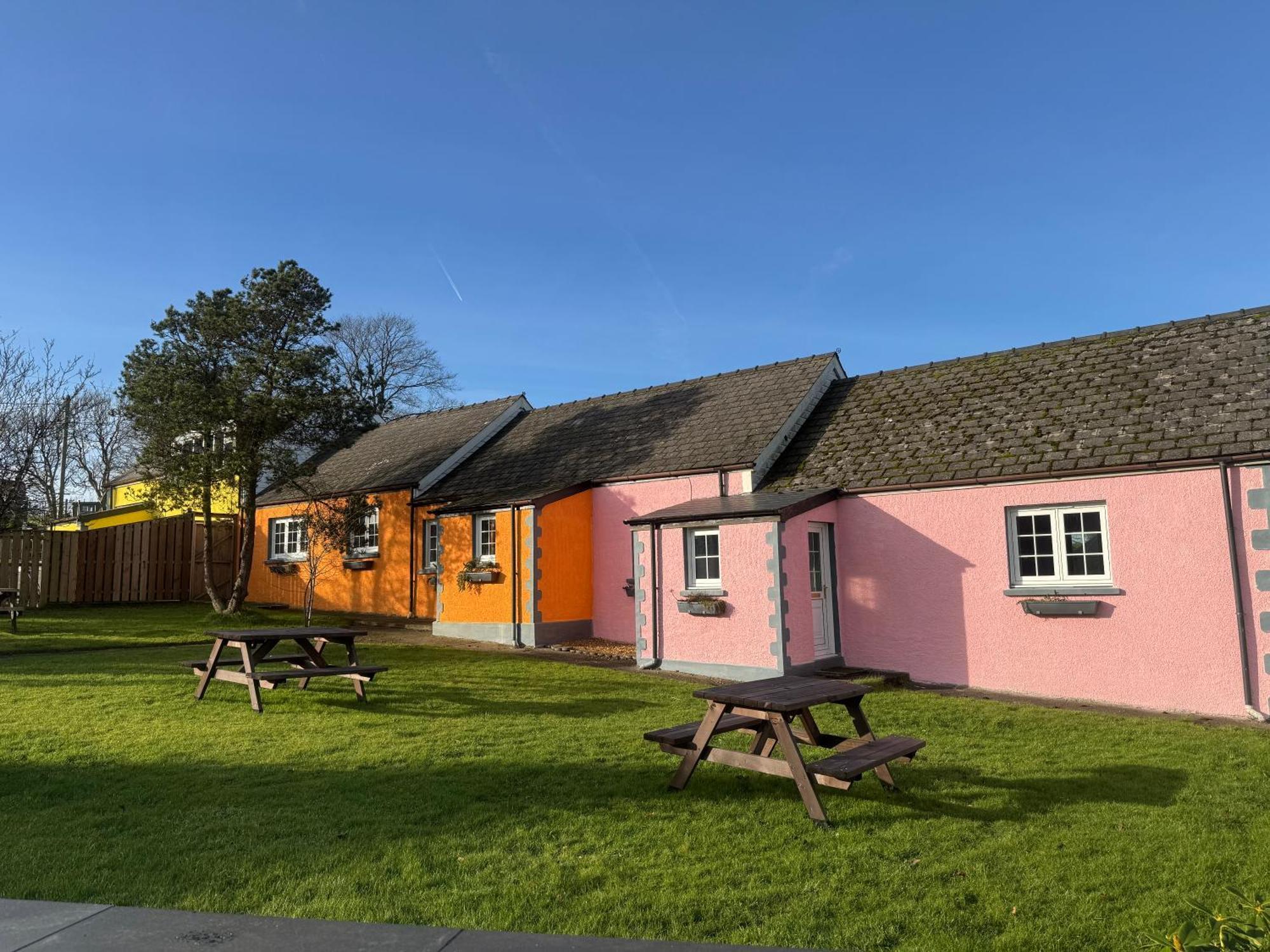 Trenewydd Farm Holiday Cottages Cardigan Buitenkant foto